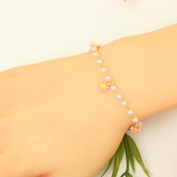 "New Beautiful Design Bracelet for Women/Girls, Gift, B959 - Picture 2 of 7